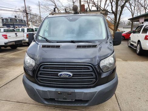 Used 2018 Ford Transit 150 image 2