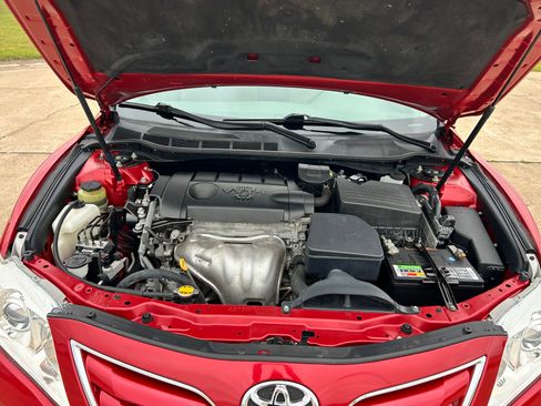 Used 2011 Toyota Camry FWD image 15