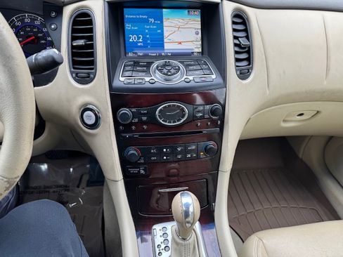 Used 2010 INFINITI EX35 Journey image 22