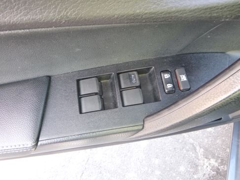 Used 2017 Toyota Corolla SE image 13