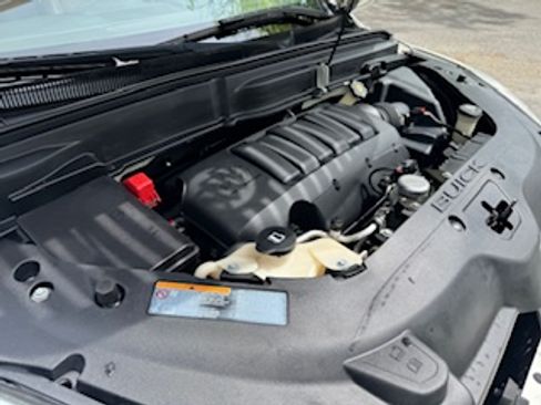 Used 2012 Buick Enclave Premium image 35