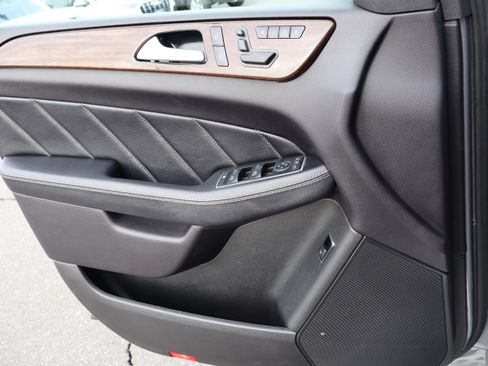 Used 2016 Mercedes-Benz GL 450 image 20