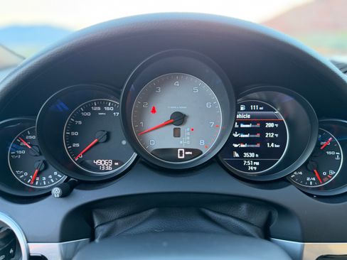 Used 2017 Porsche Cayenne S AWD/4WD image 15