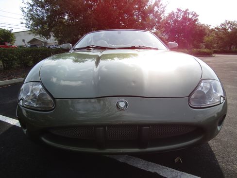 Used 2000 Jaguar XK8 Convertible RWD image 9