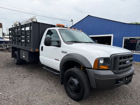 Used 2005 Ford F550 RWD image 6