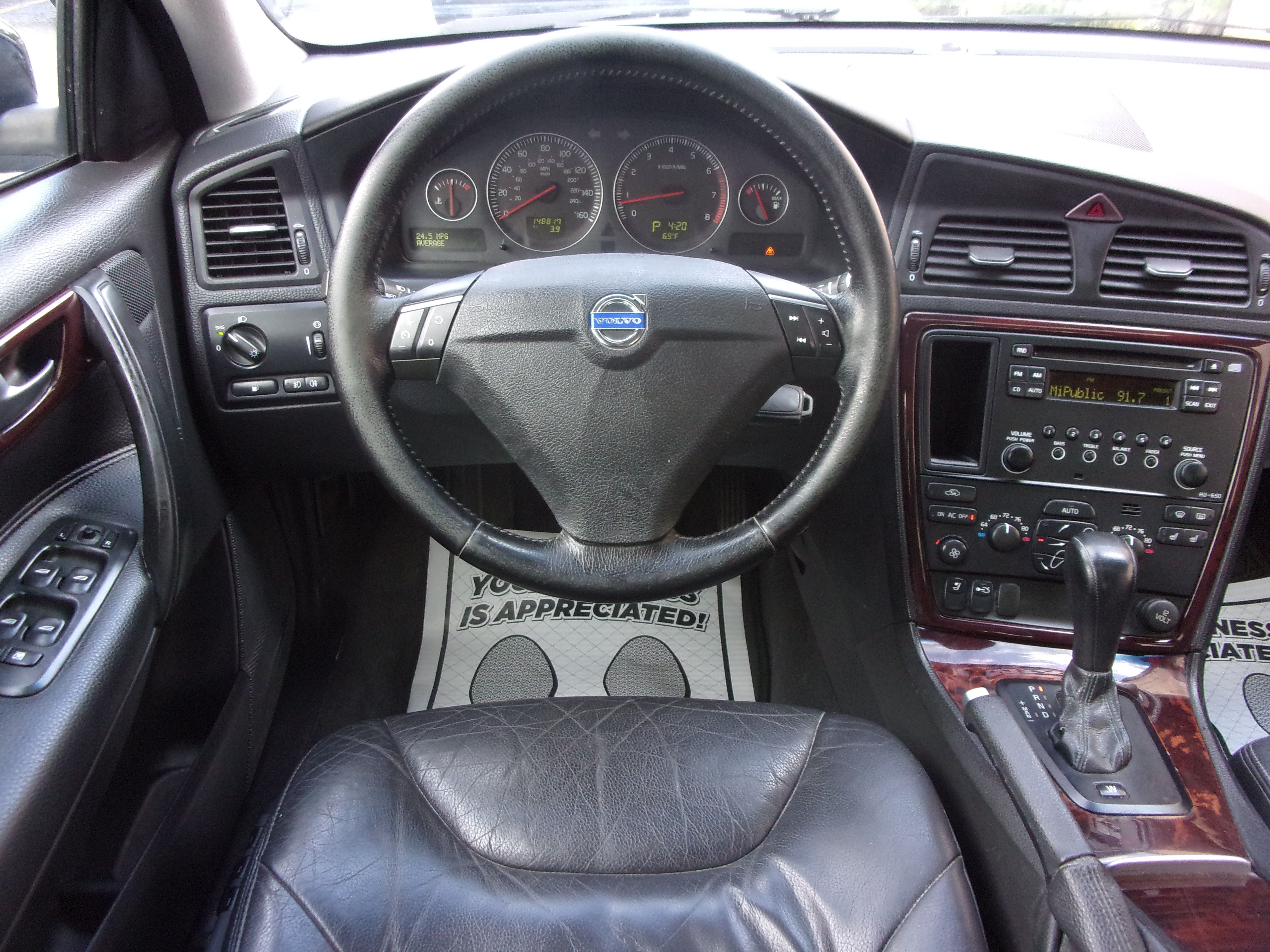 Used 2008 Volvo S60 2.5T Sedan 4D FWD image 7
