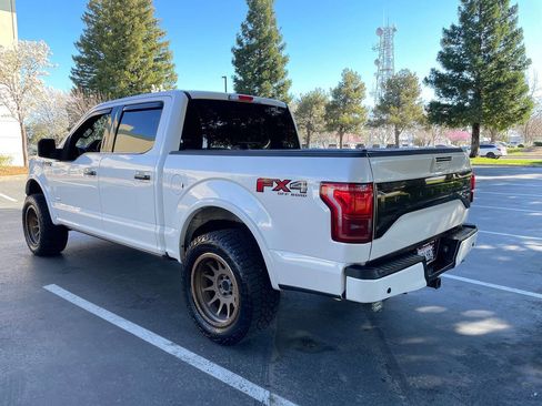 Used 2017 Ford F150 Platinum image 6