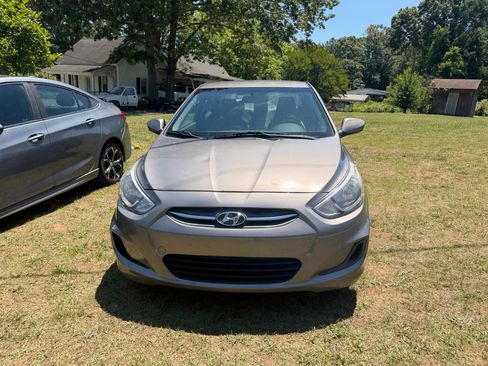 Used 2017 Hyundai Accent SE Sedan FWD image 79