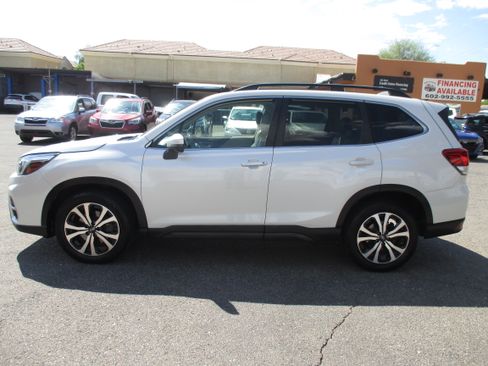 Used 2020 Subaru Forester 2.5i Limited Sport Utility 4D AWD/4WD image 2