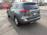 Used 2020 Nissan Rogue SV image 4