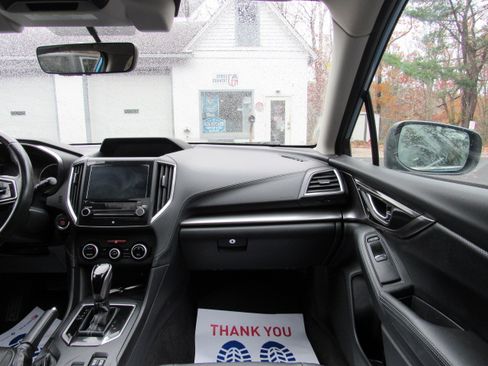 Used 2019 Subaru Impreza 2.0i Limited image 27