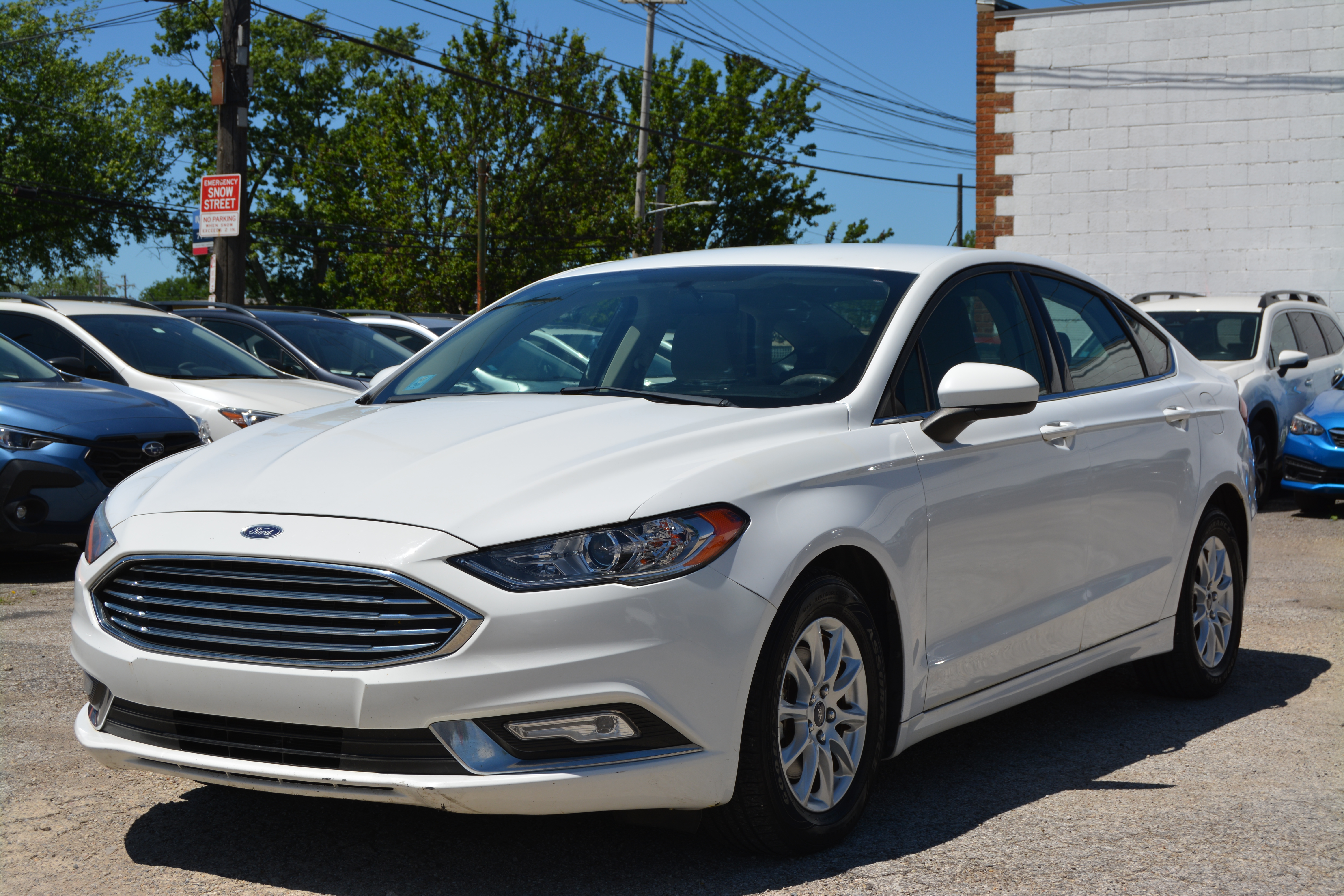 Used 2017 Ford Fusion S FWD image 3