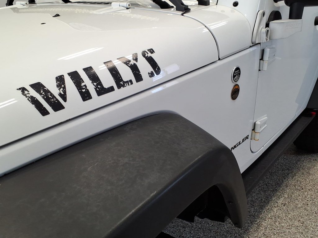 Used 2016 Jeep Wrangler 4WD Willys Wheeler image 8