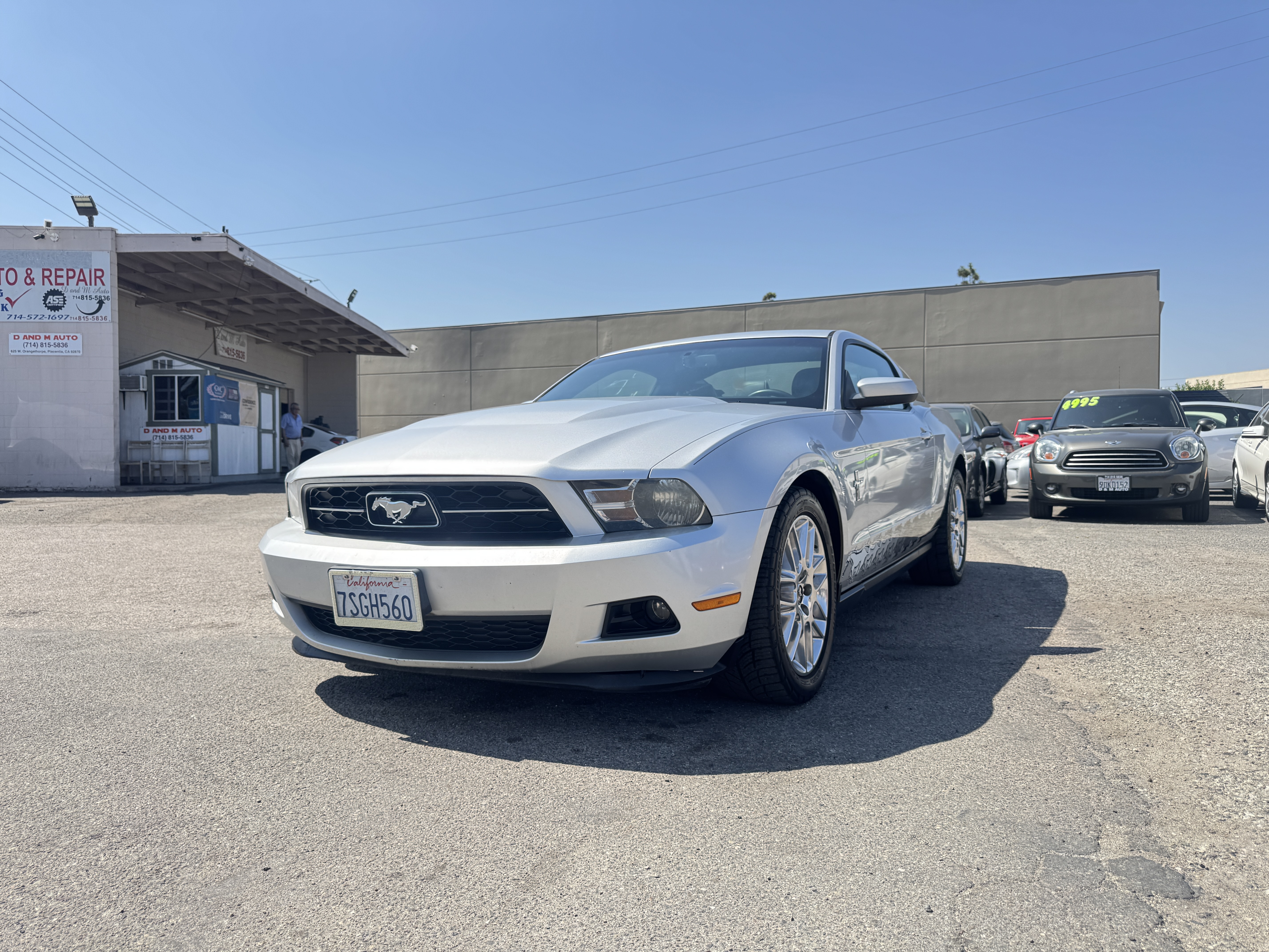 Used 2012 Ford Mustang Coupe RWD image 3