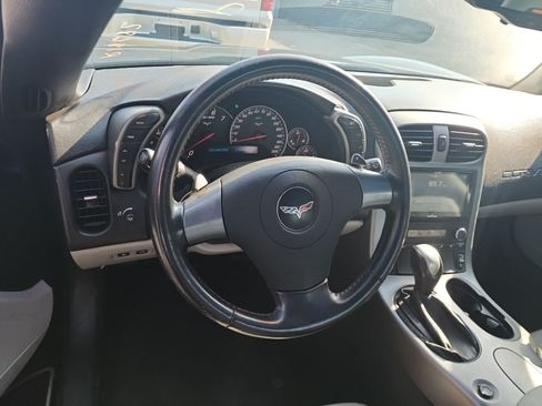 Used 2006 Chevrolet Corvette image 4