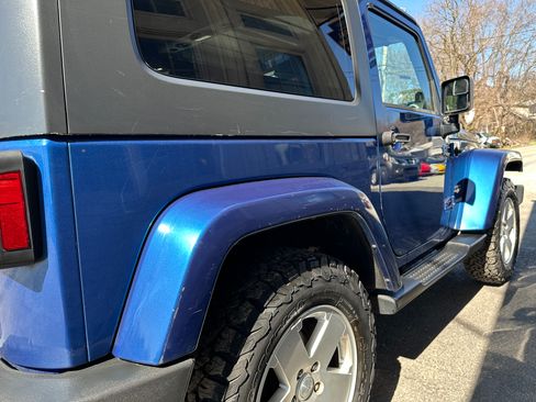 Used 2010 Jeep Wrangler Sahara image 6