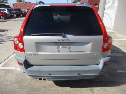 Used 2005 Volvo XC90 2.5T image 5