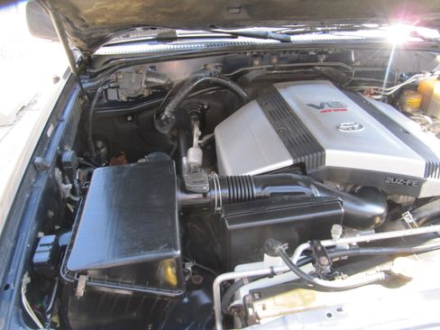 Used 2000 Toyota Land Cruiser image 19