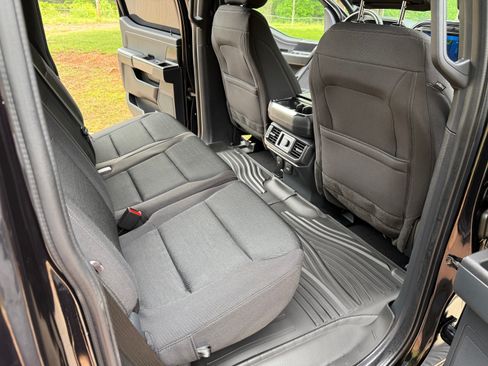 Used 2023 Ford F150 4x4 SuperCrew image 25
