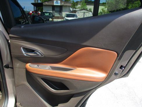Used 2014 Buick Encore AWD Leather image 25