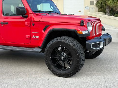 Used 2019 Jeep Wrangler 4WD Unlimited Sahara image 58
