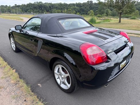 Used 2000 Toyota MR2 Spyder image 38