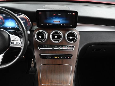 Used 2020 Mercedes-Benz GLC 300 image 20