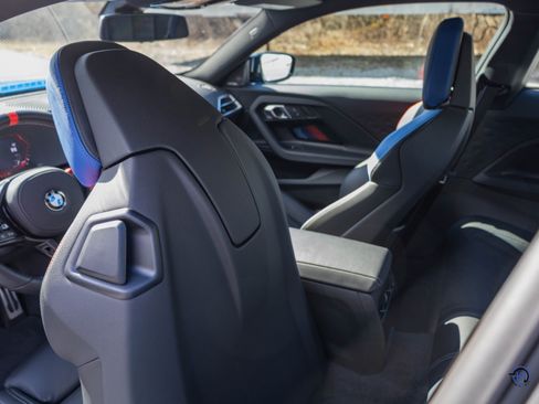 Used 2025 BMW M2 image 47