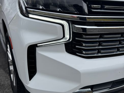 Used 2022 Chevrolet Suburban Premier image 33