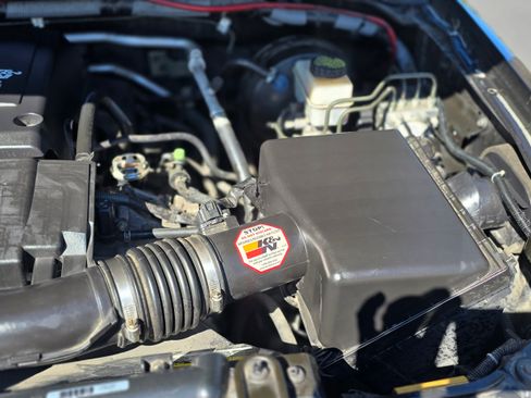 Used 2011 Nissan Frontier SE image 29