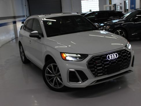Used 2023 Audi SQ5 Premium Plus image 12