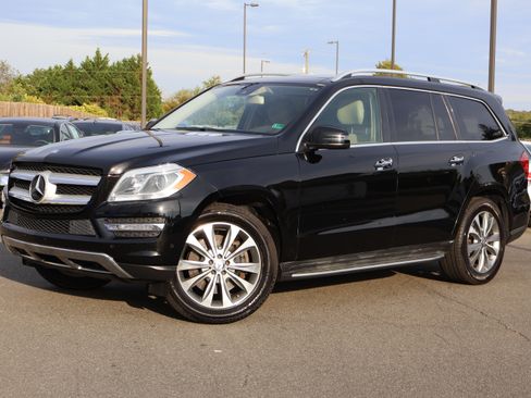 Used 2013 Mercedes-Benz GL 450 image 2