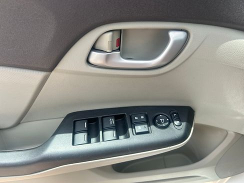Used 2012 Honda Civic Natural Gas Sedan image 10