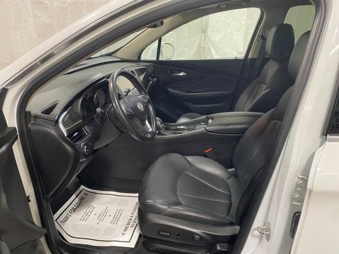 Used 2017 Buick Envision FWD Essence image 2