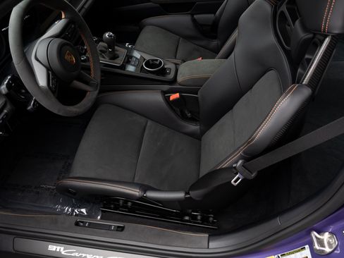 Used 2024 Porsche 911 Carrera GTS RWD image 23