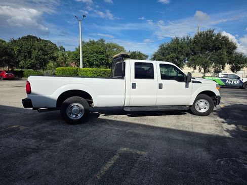 Used 2015 Ford F250 2WD Crew Cab Super Duty image 5