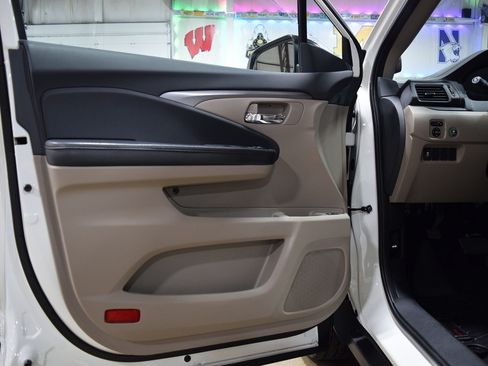 Used 2016 Honda Pilot EX-L image 32