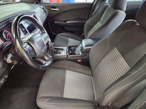 Used 2023 Dodge Charger SXT RWD image 19