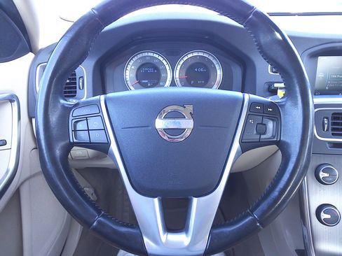 Used 2012 Volvo S60 T5 image 28