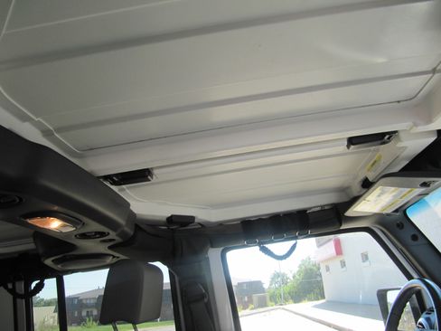 Used 2008 Jeep Wrangler Unlimited Sahara image 19