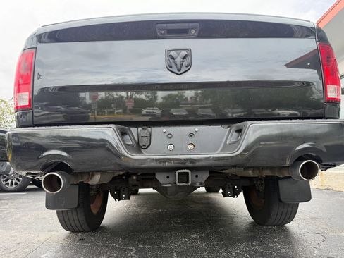Used 2016 RAM 1500 2WD Regular Cab Express image 10