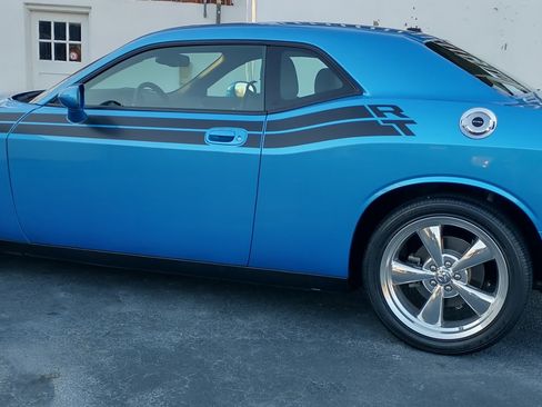 Used 2009 Dodge Challenger R/T image 4