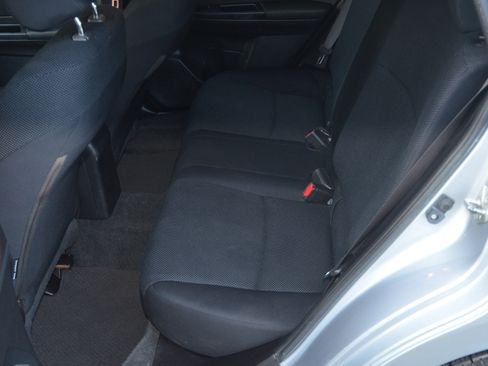 Used 2013 Subaru Impreza 2.0i Premium Hatchback AWD/4WD image 9