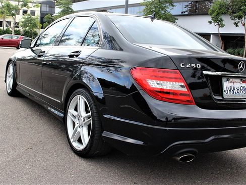 Used 2013 Mercedes-Benz C 250 Sedan image 7