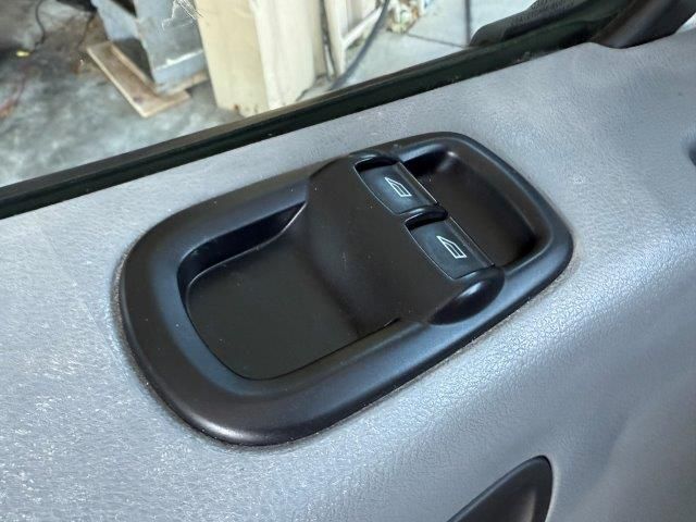 Used 2019 Ford Transit 250 130 Low Roof RWD image 18