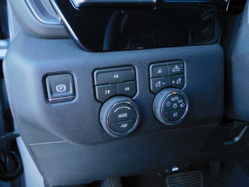 New 2026 Chevrolet Silverado 3500 4x4 Crew Cab LT image 21
