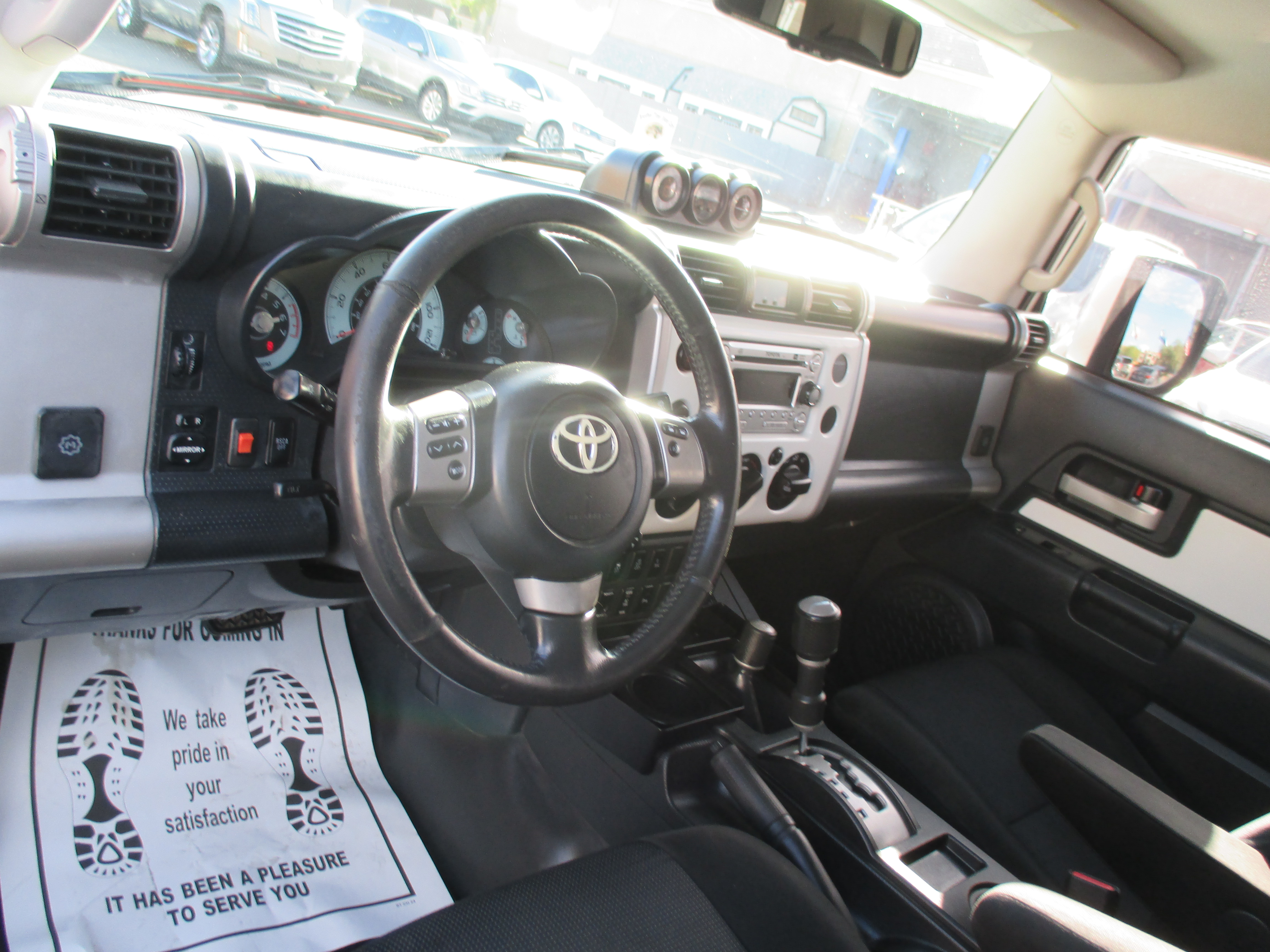 Used 2012 Toyota FJ Cruiser 4WD w/ Upgrade & Convenience image 4