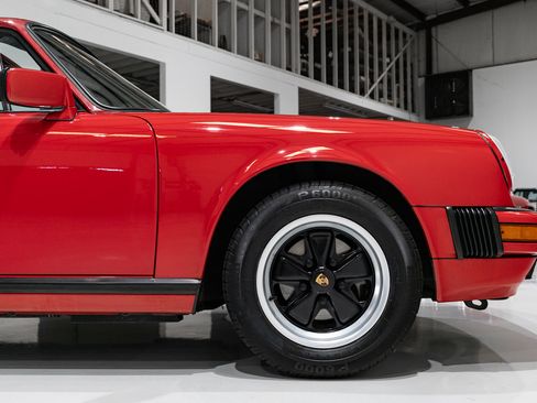 Used 1987 Porsche 911 Carrera image 13