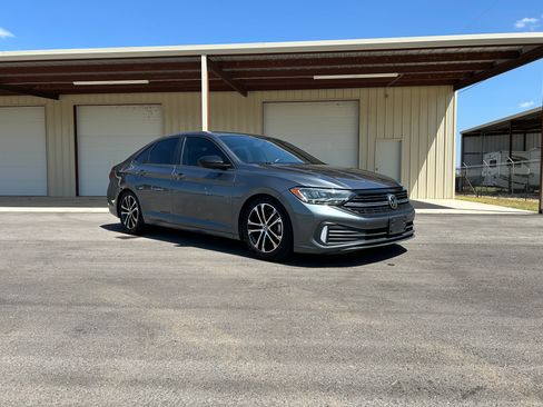 Used 2022 Volkswagen Jetta Sport FWD image 7