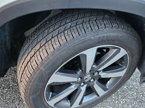 Used 2023 Honda Passport EX-L image 11